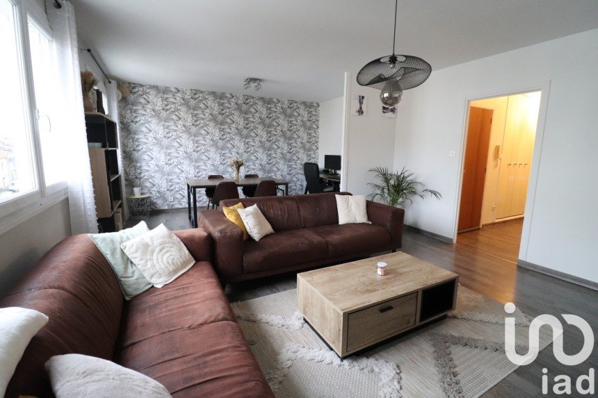 Apartment 3 rooms of 66 m² in Clermont-Ferrand (63100)