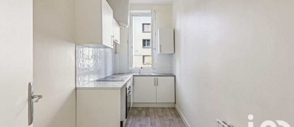 Apartment 1 room of 26 m² in Ivry-sur-Seine (94200)