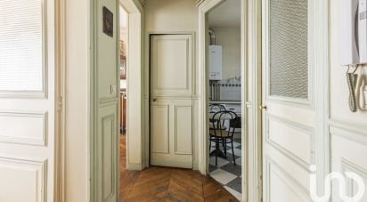 Appartement 3 pièces de 73 m² à Paris (75010)