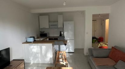 Appartement 2 pièces de 51 m² à Hyères (83400)