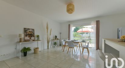 House 4 rooms of 80 m² in Sablonceaux (17600)