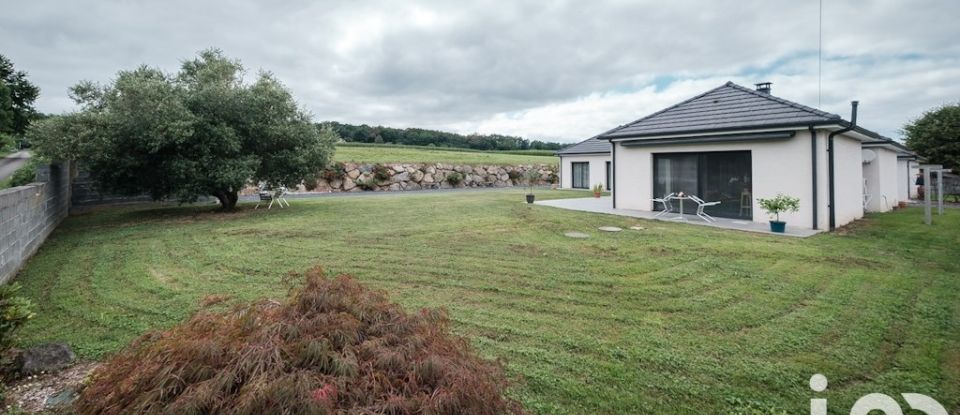 Maison traditionnelle 6 pièces de 155 m² à Arcizac-Adour (65360)