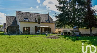 Maison traditionnelle 7 pièces de 175 m² à Bréval (78980)