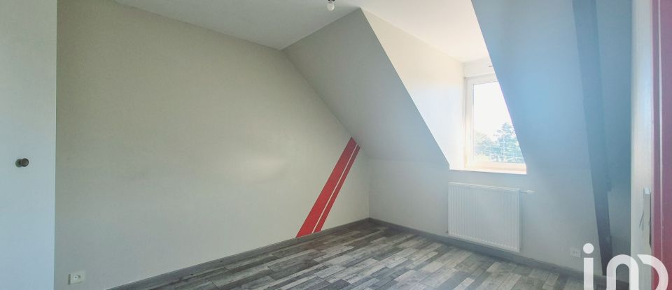 Town house 7 rooms of 135 m² in Fougères (35300)