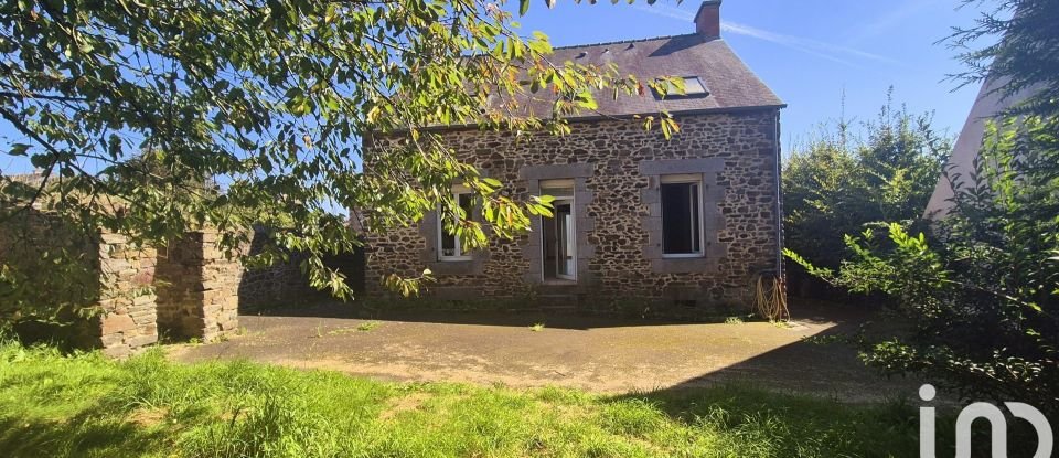 Town house 7 rooms of 135 m² in Fougères (35300)