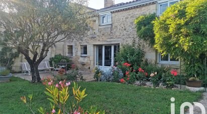 Country house 20 rooms of 367 m² in Fronsac (33126)