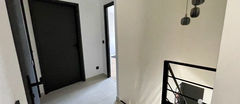 Maison 6 pièces de 180 m² à Larçay (37270)