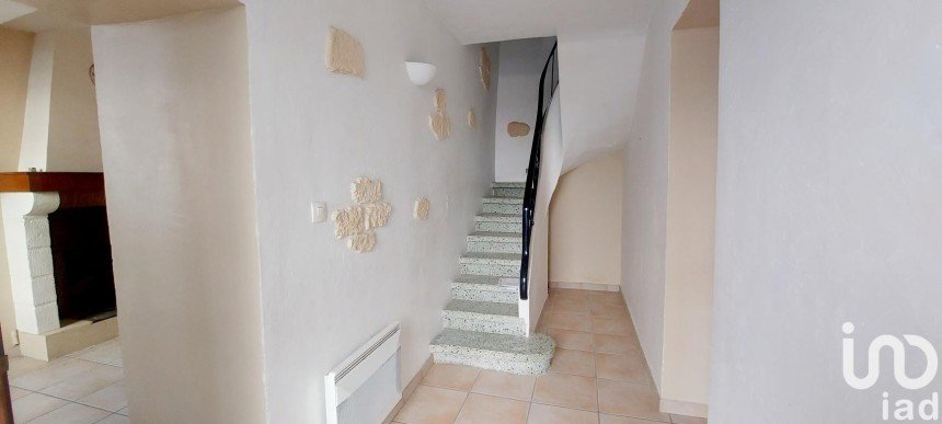 Village house 4 rooms of 85 m² in Salles-d'Aude (11110)