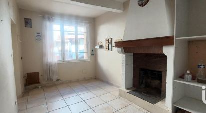 Village house 4 rooms of 85 m² in Salles-d'Aude (11110)