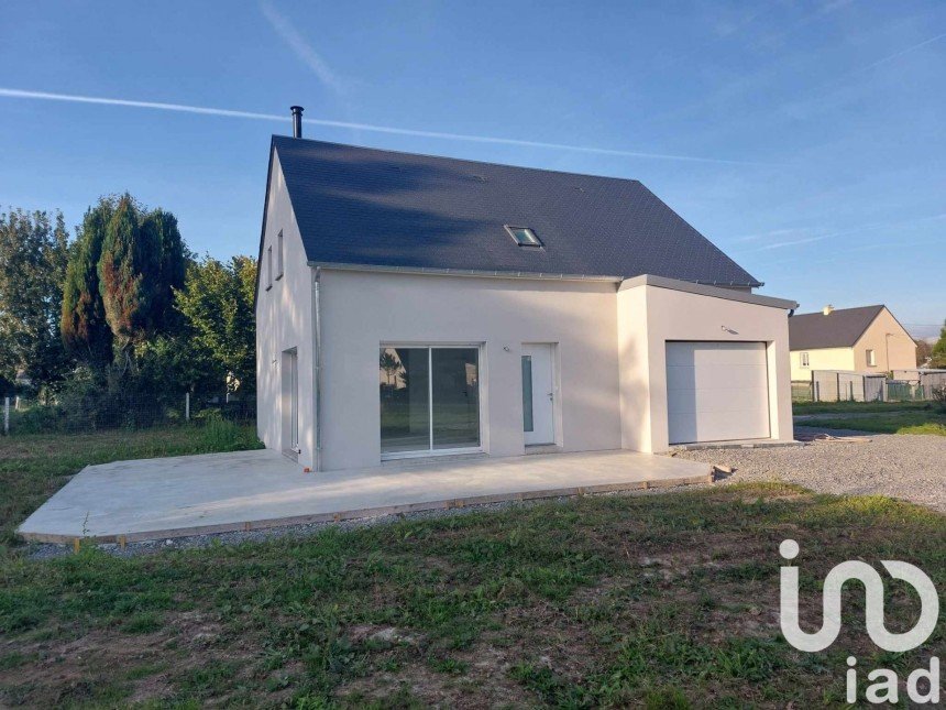 Pavilion 6 rooms of 103 m² in Folligny (50320)