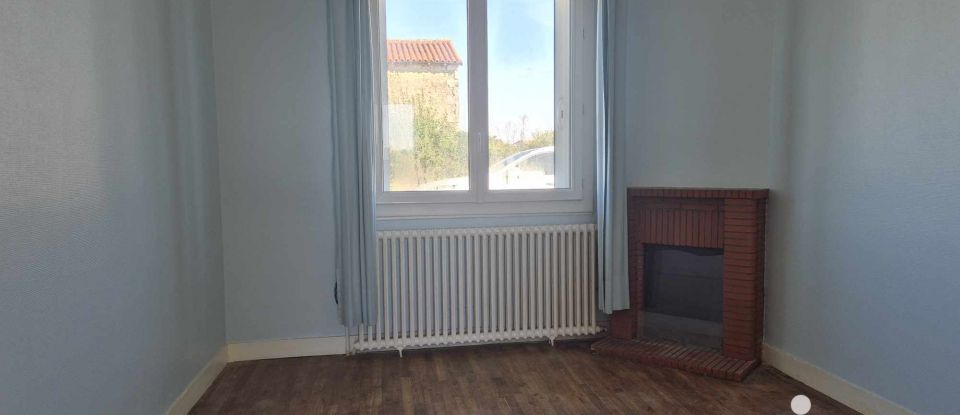 Maison 4 pièces de 82 m² à Saint-Pierre-d'Exideuil (86400)