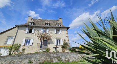 Country house 5 rooms of 124 m² in Le Fel (12140)