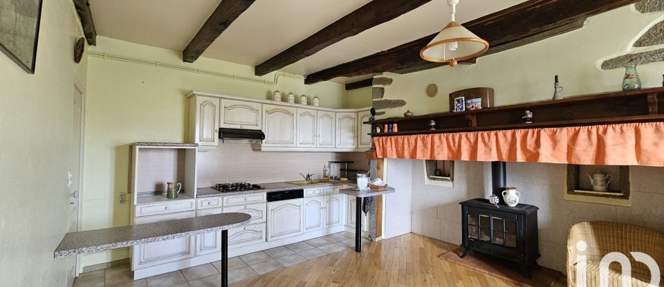 Maison de campagne 5 pièces de 124 m² à Le Fel (12140)