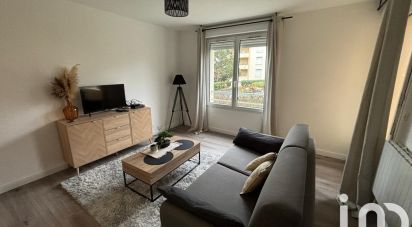 Apartment 1 room of 25 m² in Dammarie-les-Lys (77190)