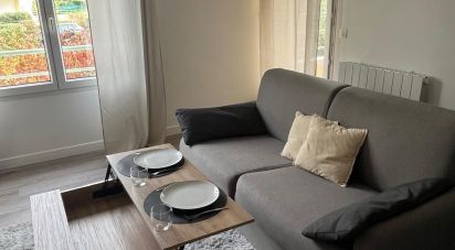 Apartment 1 room of 25 m² in Dammarie-les-Lys (77190)