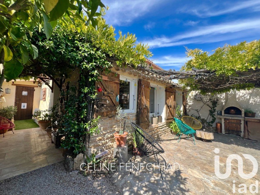 Traditional house 4 rooms of 56 m² in La Cadière-d'Azur (83740)