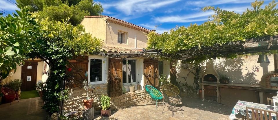 Traditional house 4 rooms of 56 m² in La Cadière-d'Azur (83740)