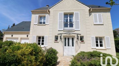 Maison traditionnelle 8 pièces de 166 m² à Saint-Rémy-lès-Chevreuse (78470)