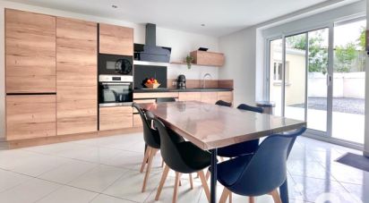 Maison 4 pièces de 85 m² à Saint-Philbert-de-Bouaine (85660)