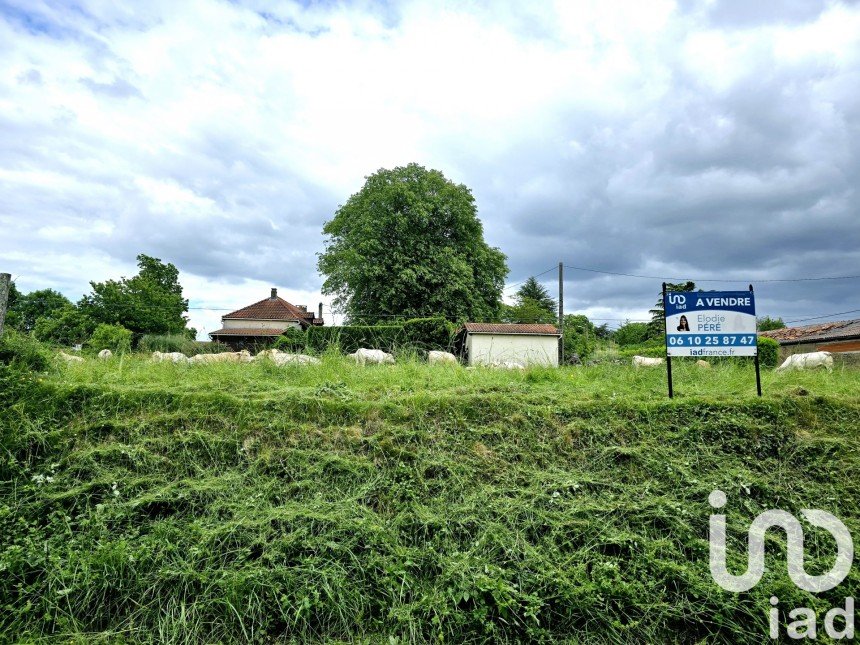 Terrain de 2 100 m² à Bégole (65190)