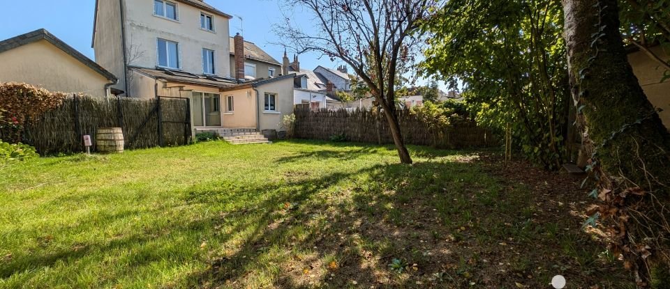 House 7 rooms of 150 m² in Le Mans (72100)