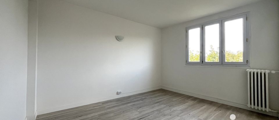 Apartment 3 rooms of 53 m² in Les Pavillons-sous-Bois (93320)