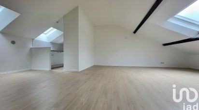 Appartement 3 pièces de 47 m² à Charleville-Mézières (08000)