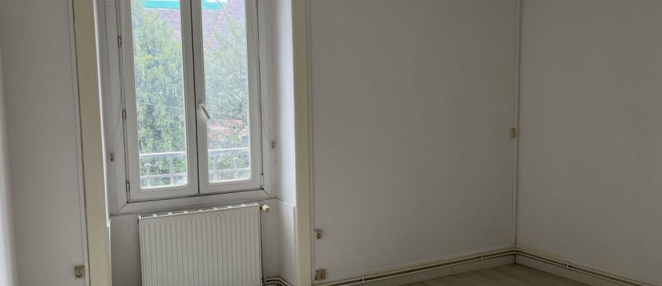 Appartement 3 pièces de 85 m² à Saint-Chamond (42400)