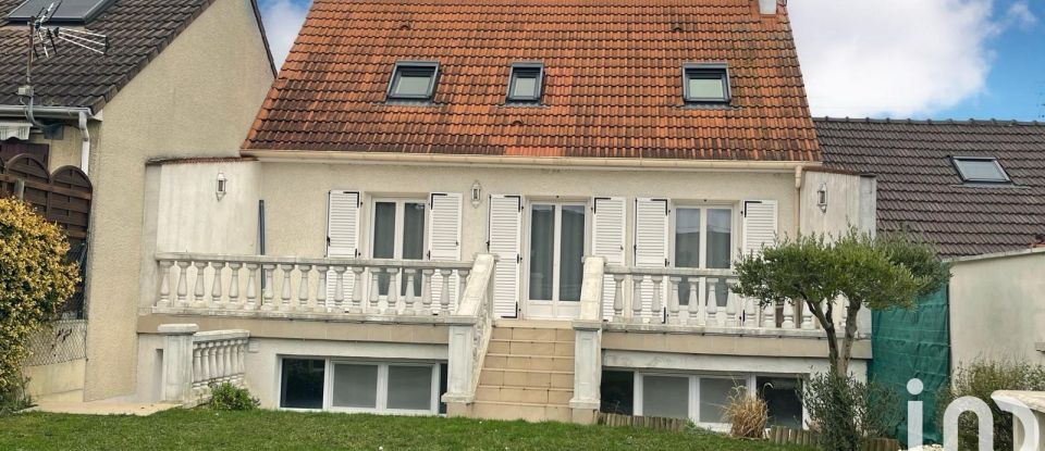 Maison traditionnelle 7 pièces de 150 m² à Savigny-sur-Orge (91600)