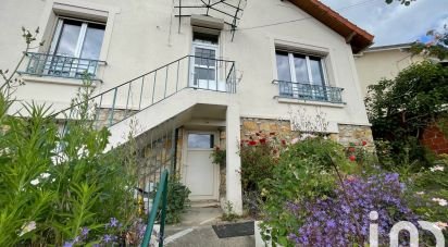 Traditional house 4 rooms of 80 m² in Savigny-sur-Orge (91600)