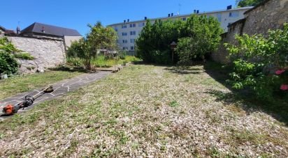 House 6 rooms of 115 m² in Saint-Gaultier (36800)