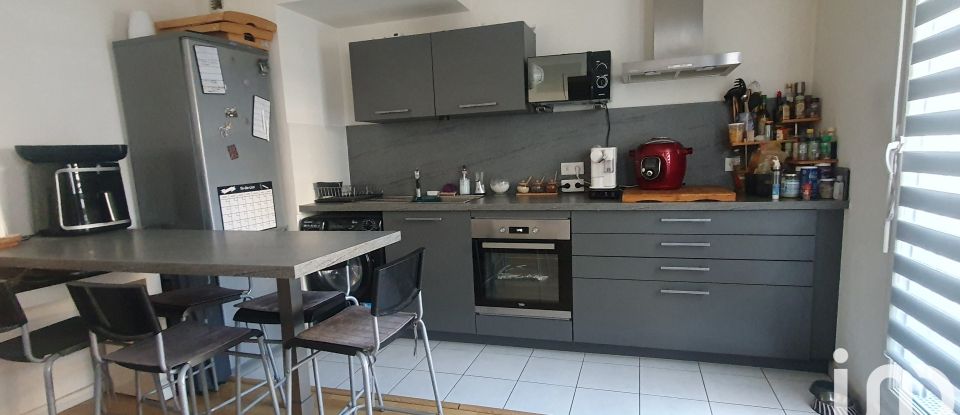 Appartement 3 pièces de 60 m² à Villecresnes (94440)