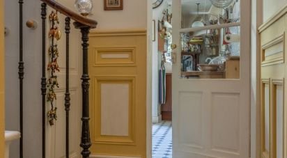 House 6 rooms of 170 m² in Bordeaux (33000)