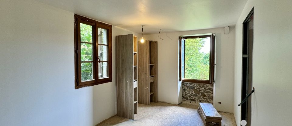 Country house 4 rooms of 108 m² in Seilhac (19700)