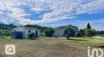 Maison traditionnelle 16 pièces de 380 m² à Éguilles (13510)