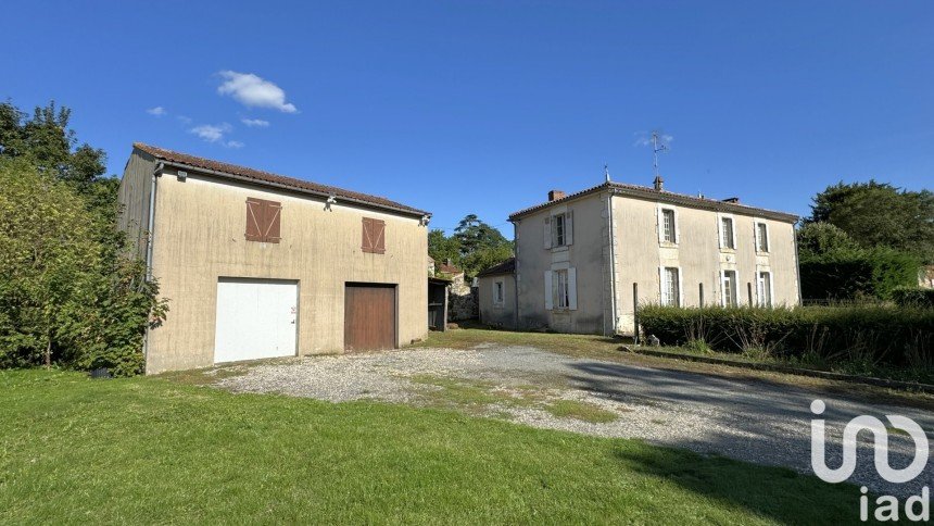 Maison traditionnelle 5 pièces de 120 m² à Sérigné (85200)