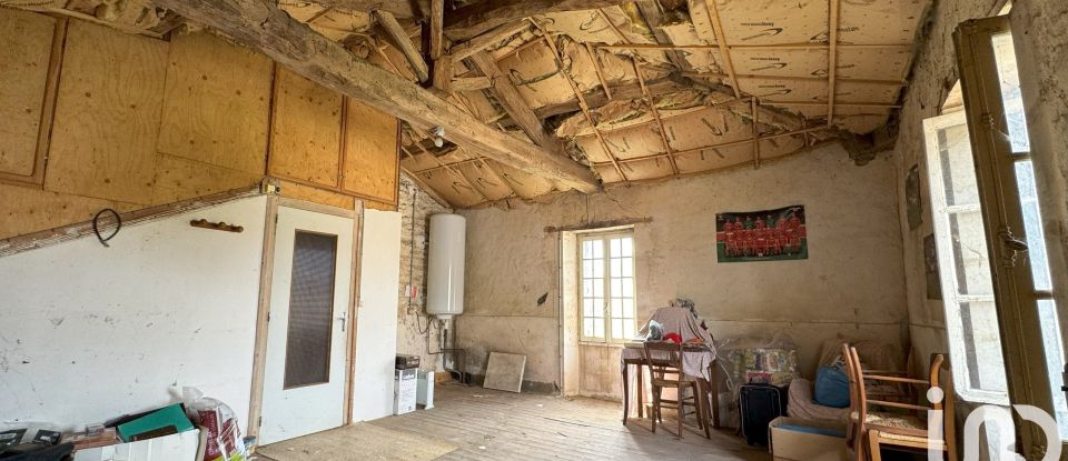 Traditional house 5 rooms of 120 m² in Sérigné (85200)