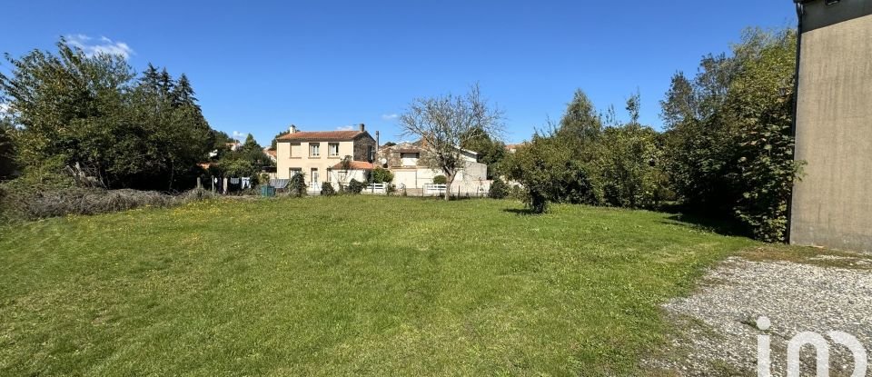 Maison traditionnelle 5 pièces de 120 m² à Sérigné (85200)