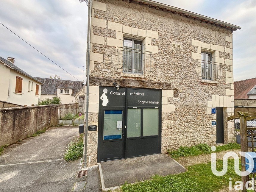 Immeuble de 63 m² à VEUZAIN-SUR-LOIRE (41150)