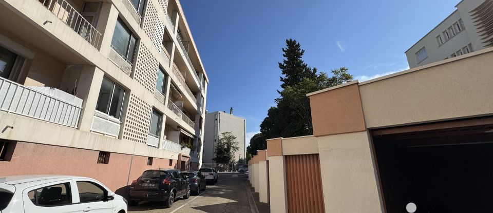 Appartement 3 pièces de 67 m² à Nîmes (30000)