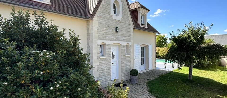 House 5 rooms of 162 m² in Saint-Manvieu-Norrey (14740)