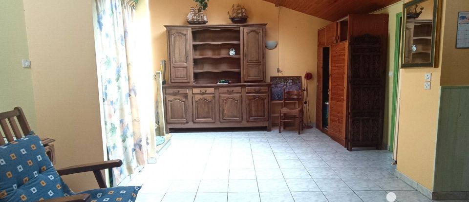 House 5 rooms of 121 m² in Pontmain (53220)