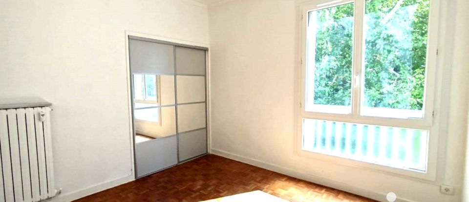 Apartment 5 rooms of 105 m² in Saint-Étienne (42100)