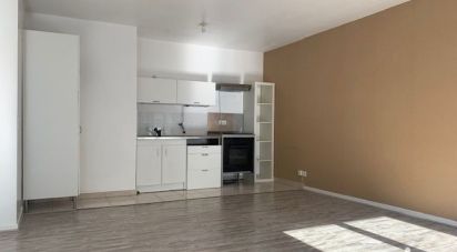 Apartment 3 rooms of 63 m² in Noisiel (77186)