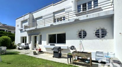 House 8 rooms of 180 m² in Lourdes (65100)