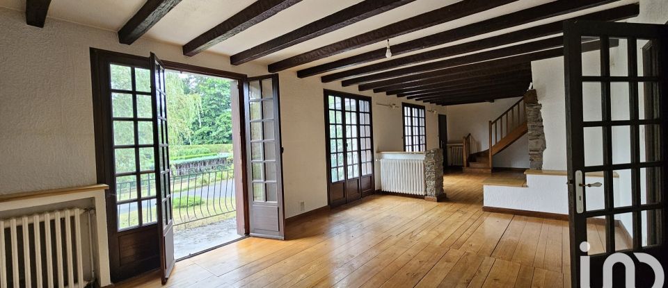 Building in Arpajon-sur-Cère (15130) of 282 m²