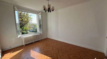 House 6 rooms of 127 m² in Saint-Ouen-l'Aumône (95310)