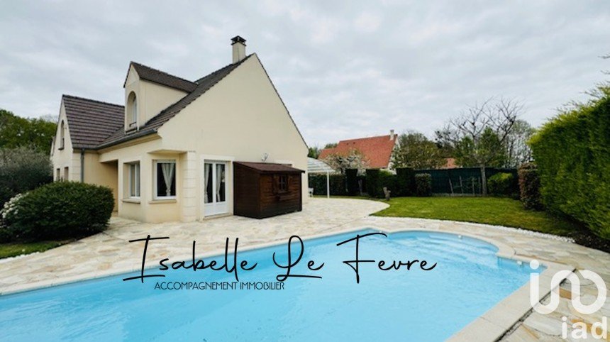 House 6 rooms of 160 m² in Boissise-le-Roi (77310)