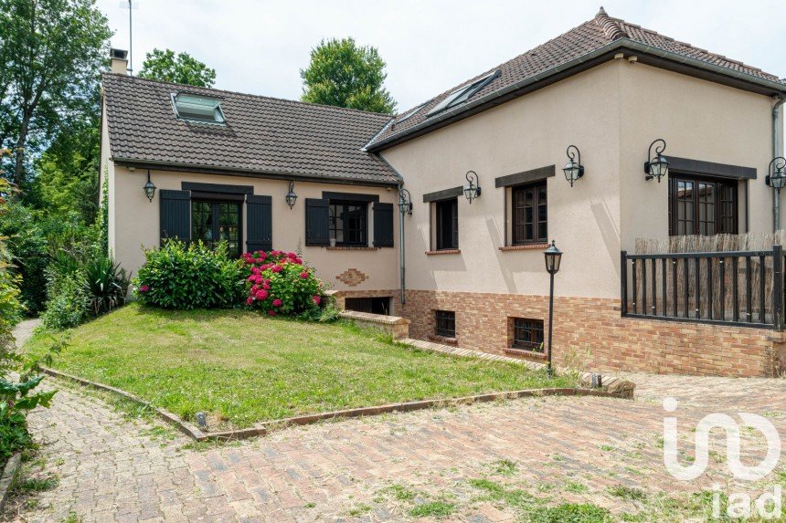 Maison 7 pièces de 200 m² à Boissy-sous-Saint-Yon (91790)