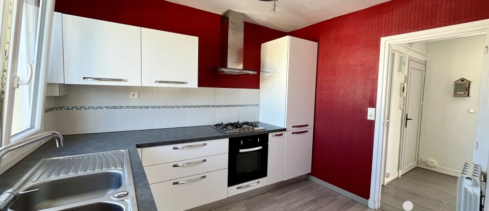 Apartment 3 rooms of 69 m² in Hennebont (56700)